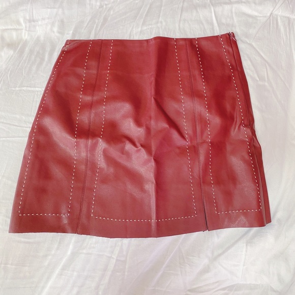 Skirt - Picture 1 of 3
